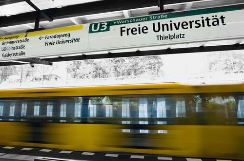 Wer sich für mindestens 3 Monate während des Gültigkeitszeitraums des Semestertickets nicht in Berlin aufhält, für den lohnt sich eine Rückerstattung des Semestertickets.