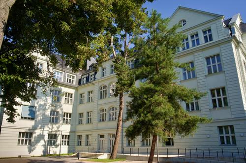 Fachbereich Rechtswissenschaft, Boltzmannstr. 3