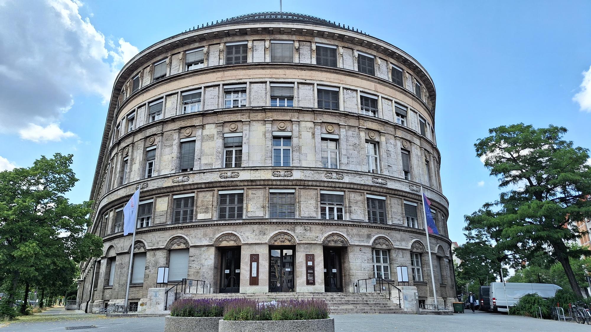 Salzburger Straße 21-25